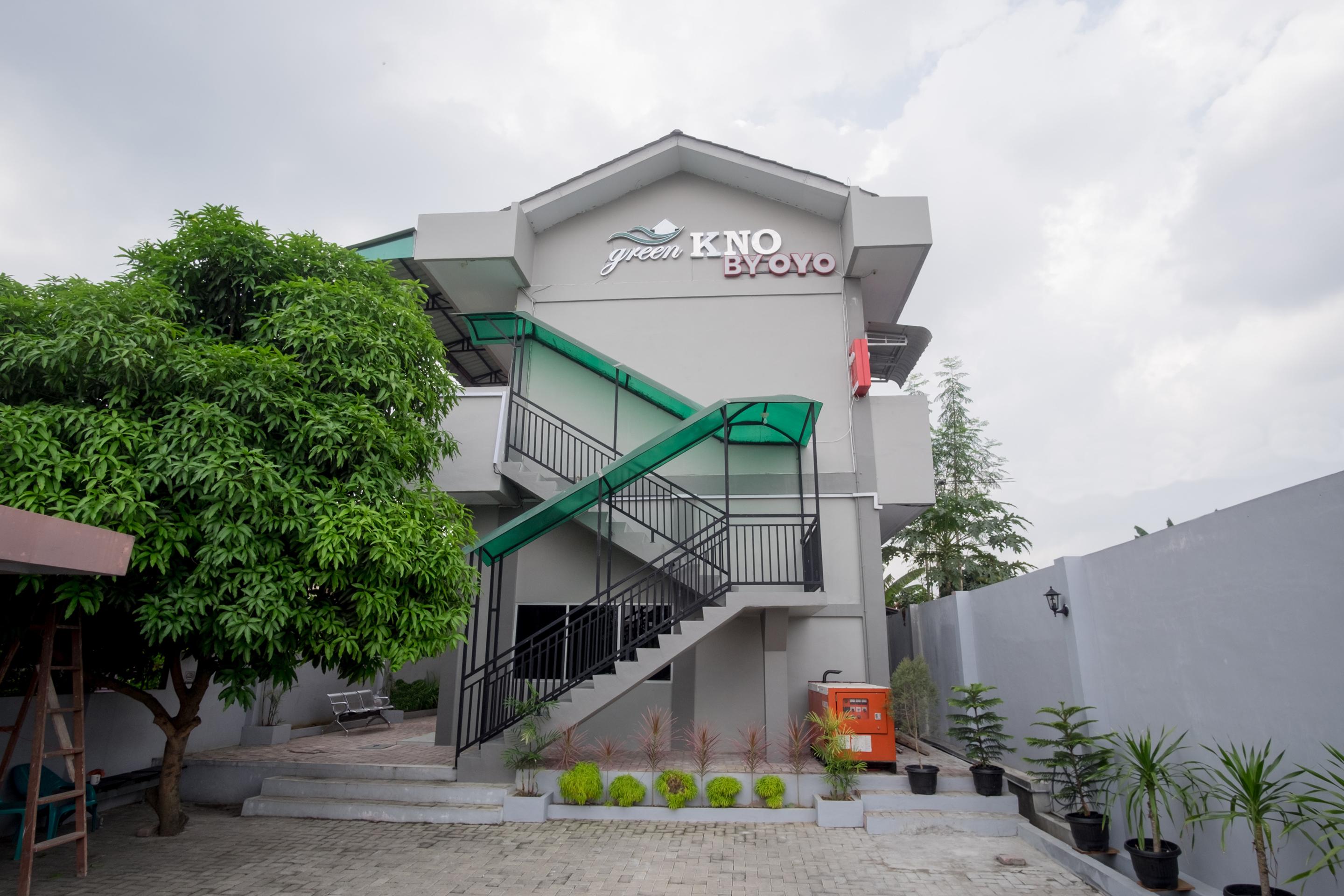 Oyo 470 Green Kno Medan Exteriör bild